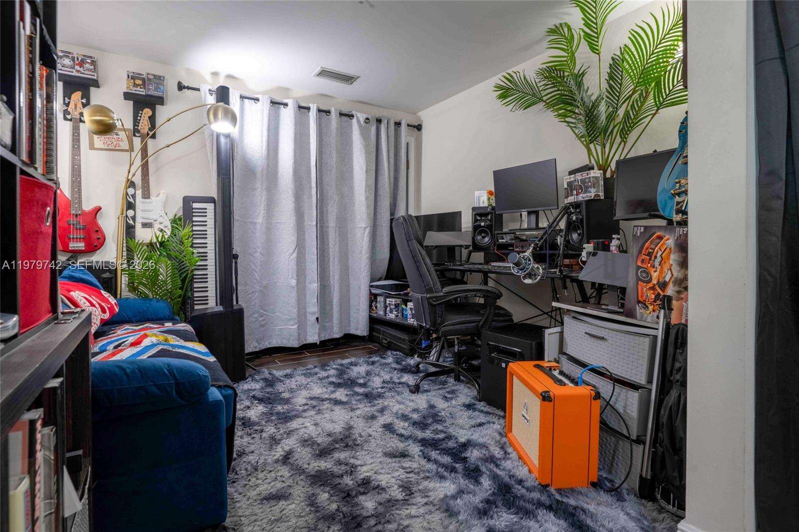 Quantum on the bay Unit #3616 | Picture 20