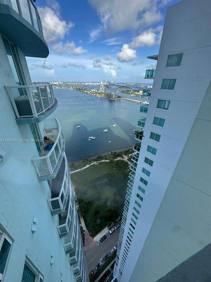 Quantum on the bay Unit #3803 | Picture 3