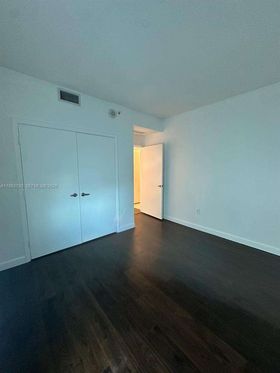 Quantum on the bay Unit #3803 | Picture 10