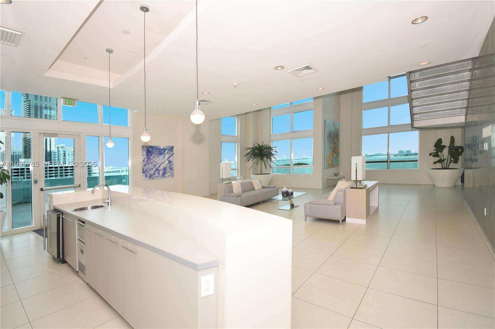 Quantum on the bay Unit #2804 | Picture 17