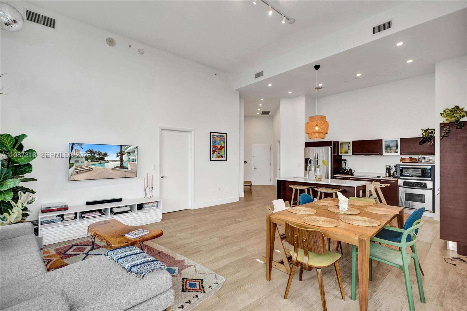 Quantum on the bay Unit #816 | Picture 14