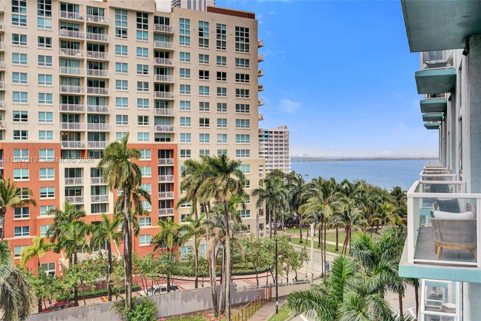 Quantum on the bay Unit #816 | Picture 23