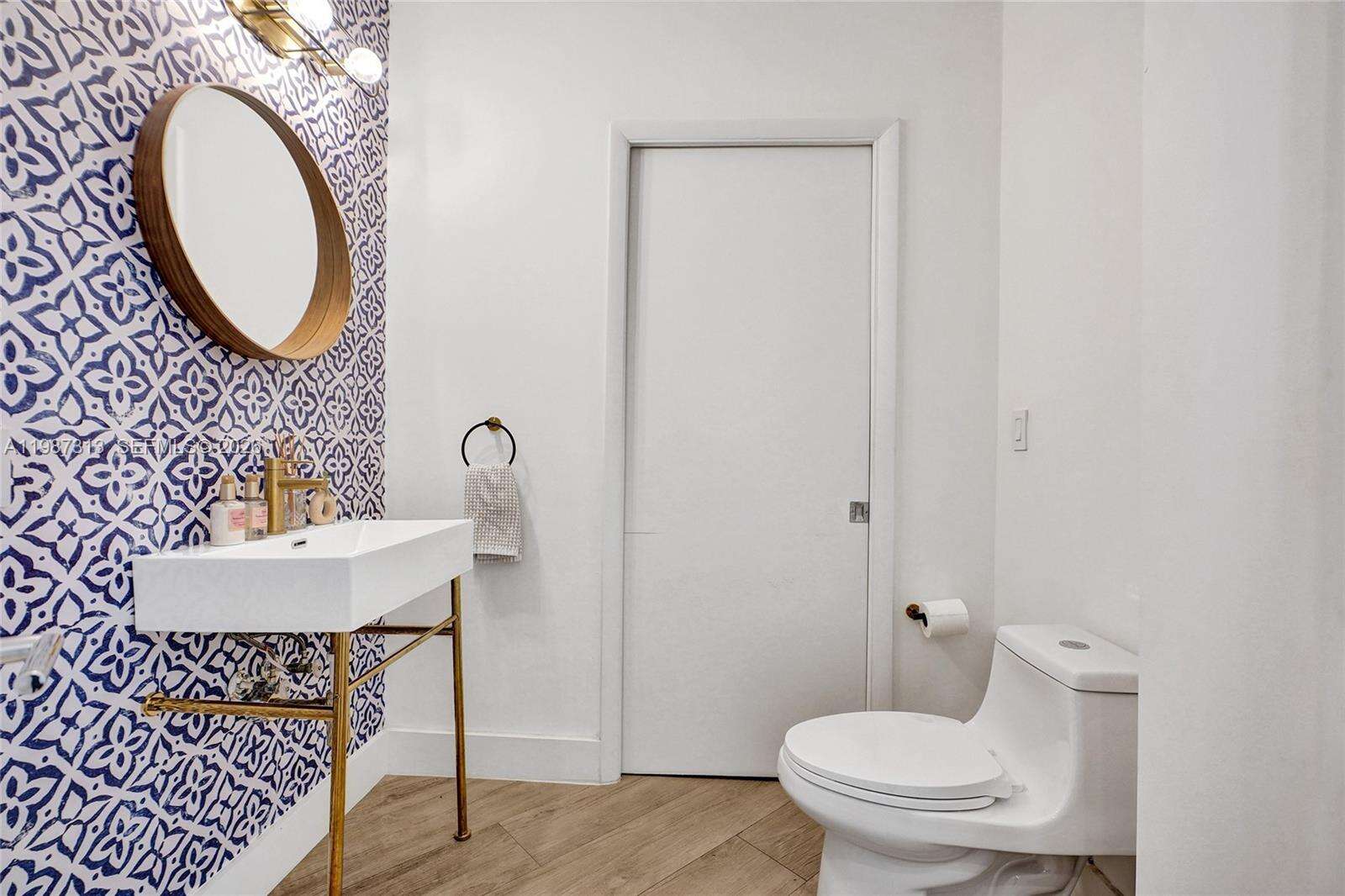 Quantum on the bay Unit #816 | Picture 38