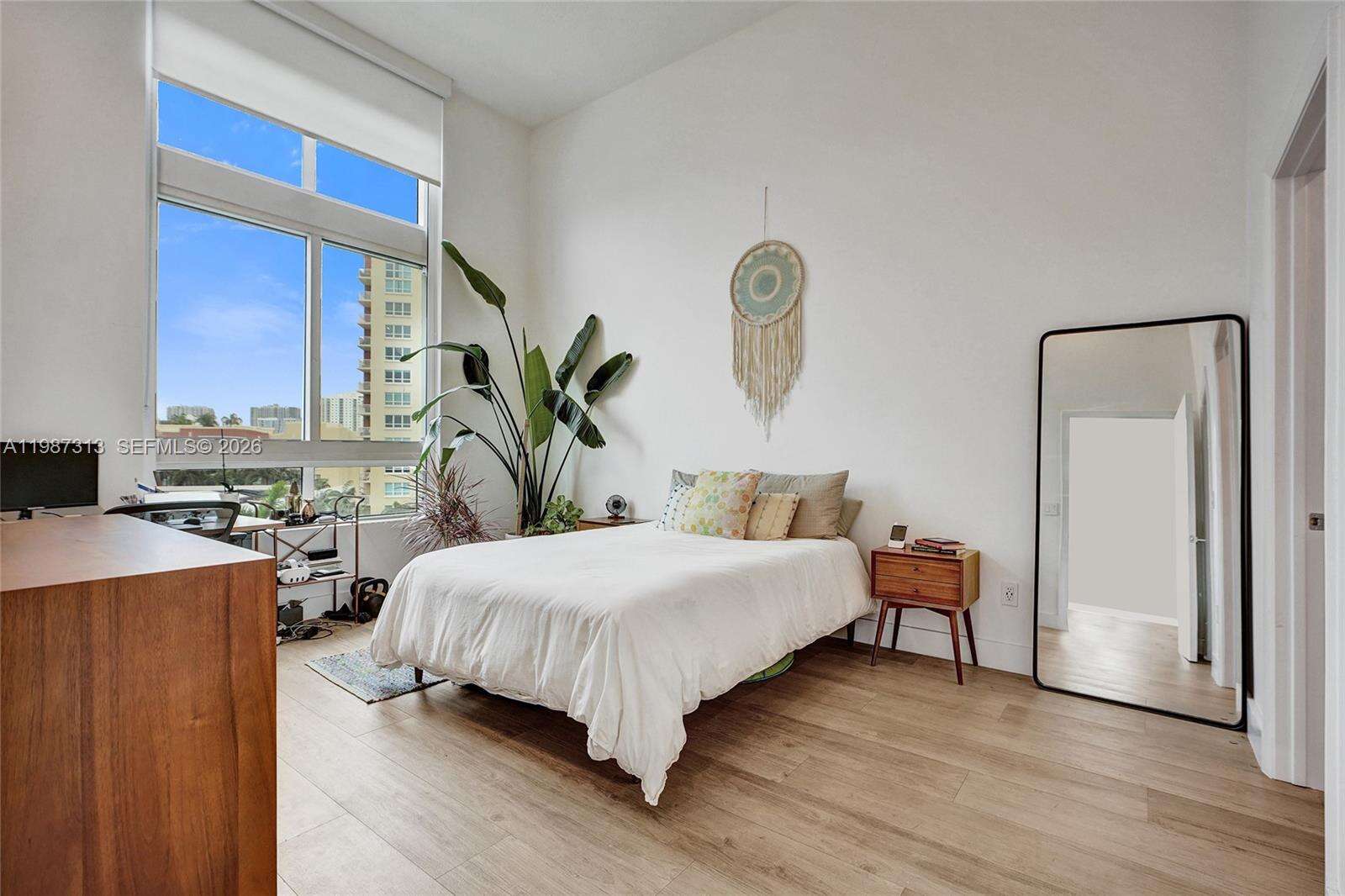 Quantum on the bay Unit #816 | Picture 43