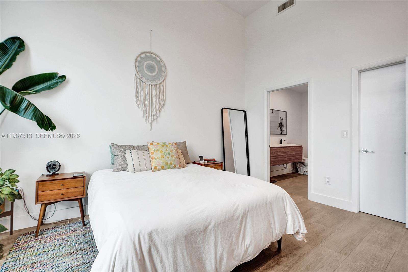 Quantum on the bay Unit #816 | Picture 46