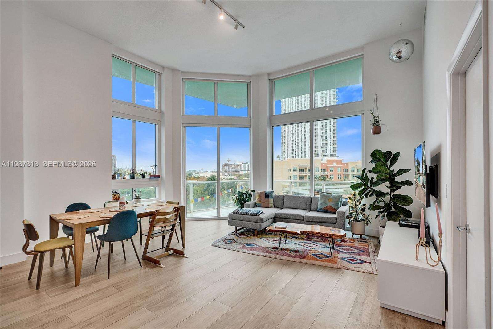 Quantum on the bay Unit #816 | Picture 6