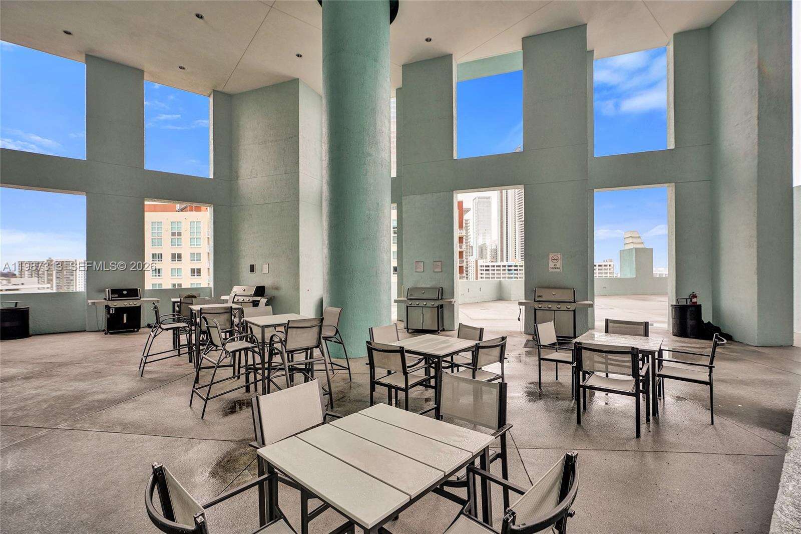 Quantum on the bay Unit #816 | Picture 57