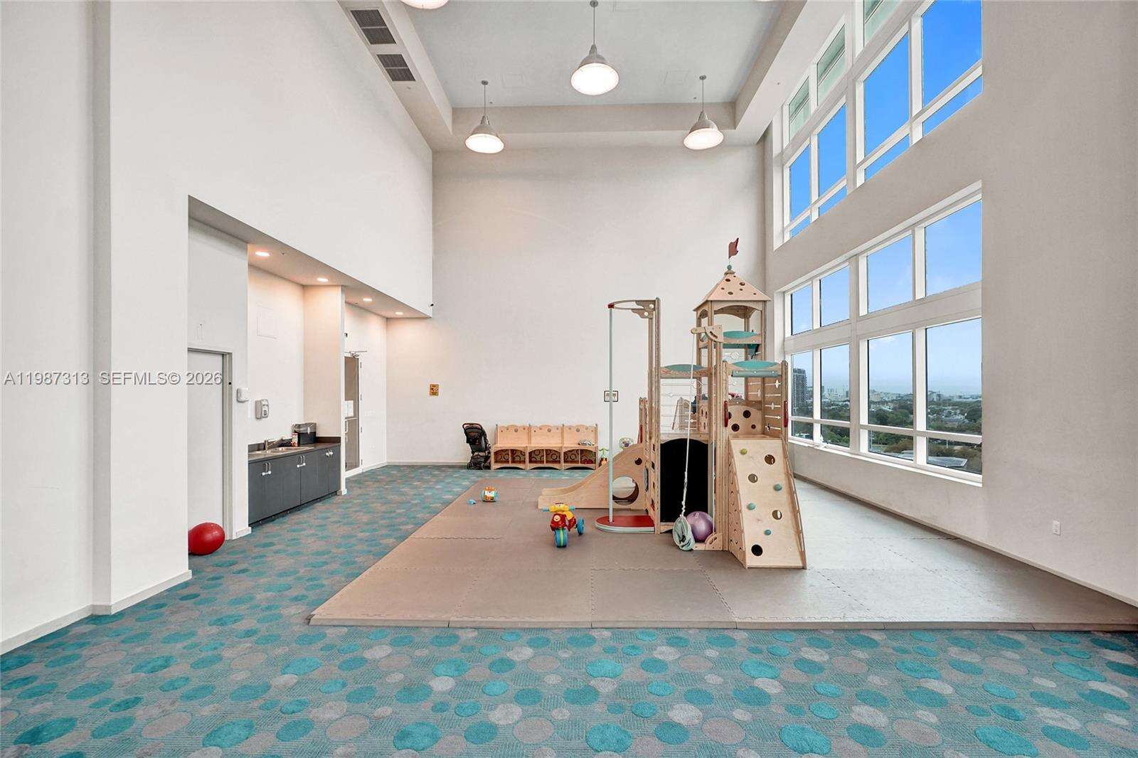 Quantum on the bay Unit #816 | Picture 71