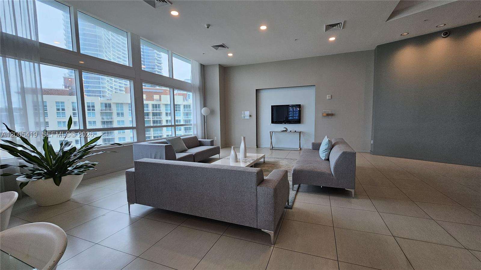 Quantum on the bay Unit #1617 | Picture 24