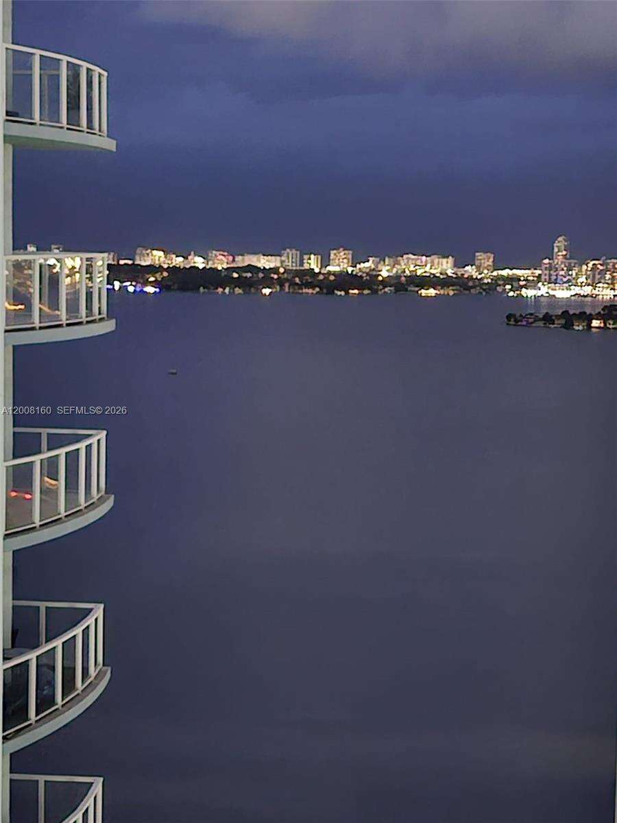 Quantum on the bay Unit #4007 | Picture 13