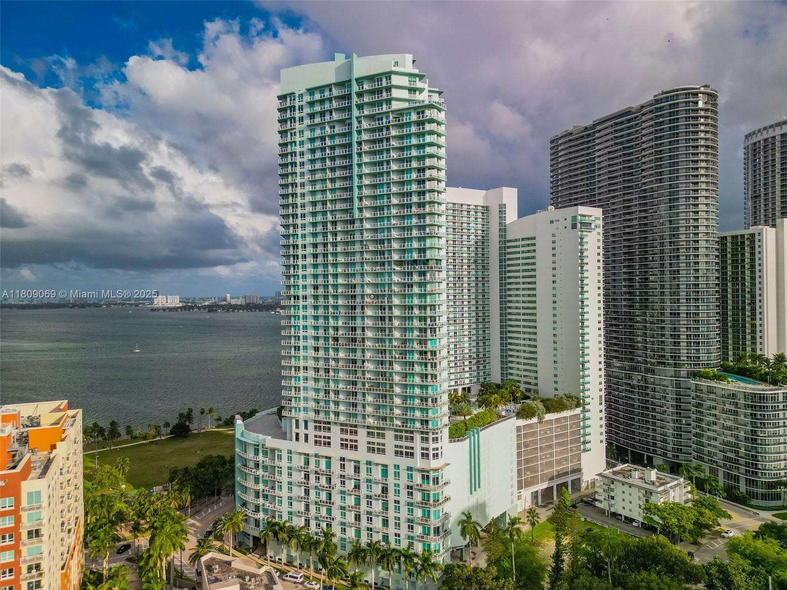 Quantum on the bay For Rent | Unit #4505