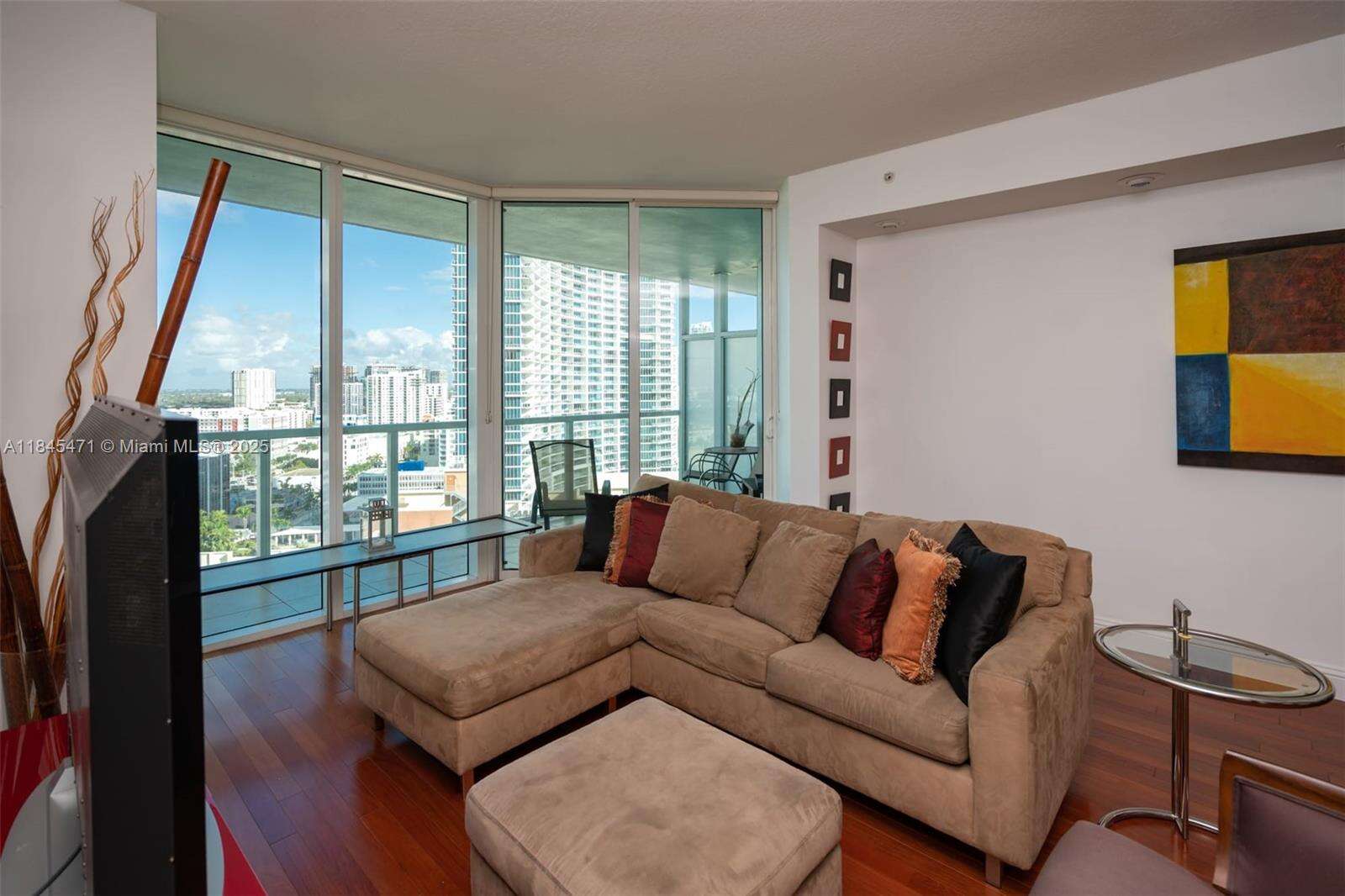 Quantum on the bay For Rent | Unit #2116