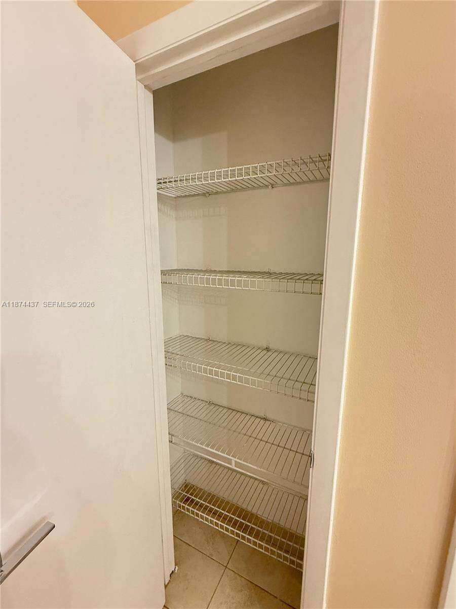 Quantum on the bay Unit #3507 | Picture 20