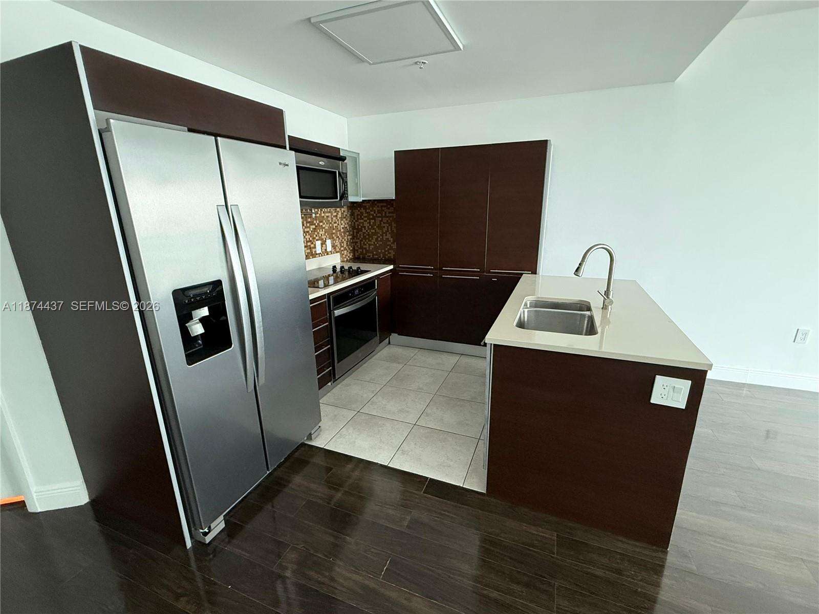 Quantum on the bay Unit #3507 | Picture 3