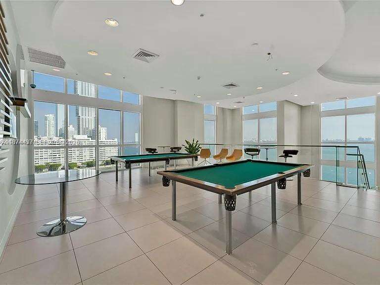 Quantum on the bay Unit #3507 | Picture 25