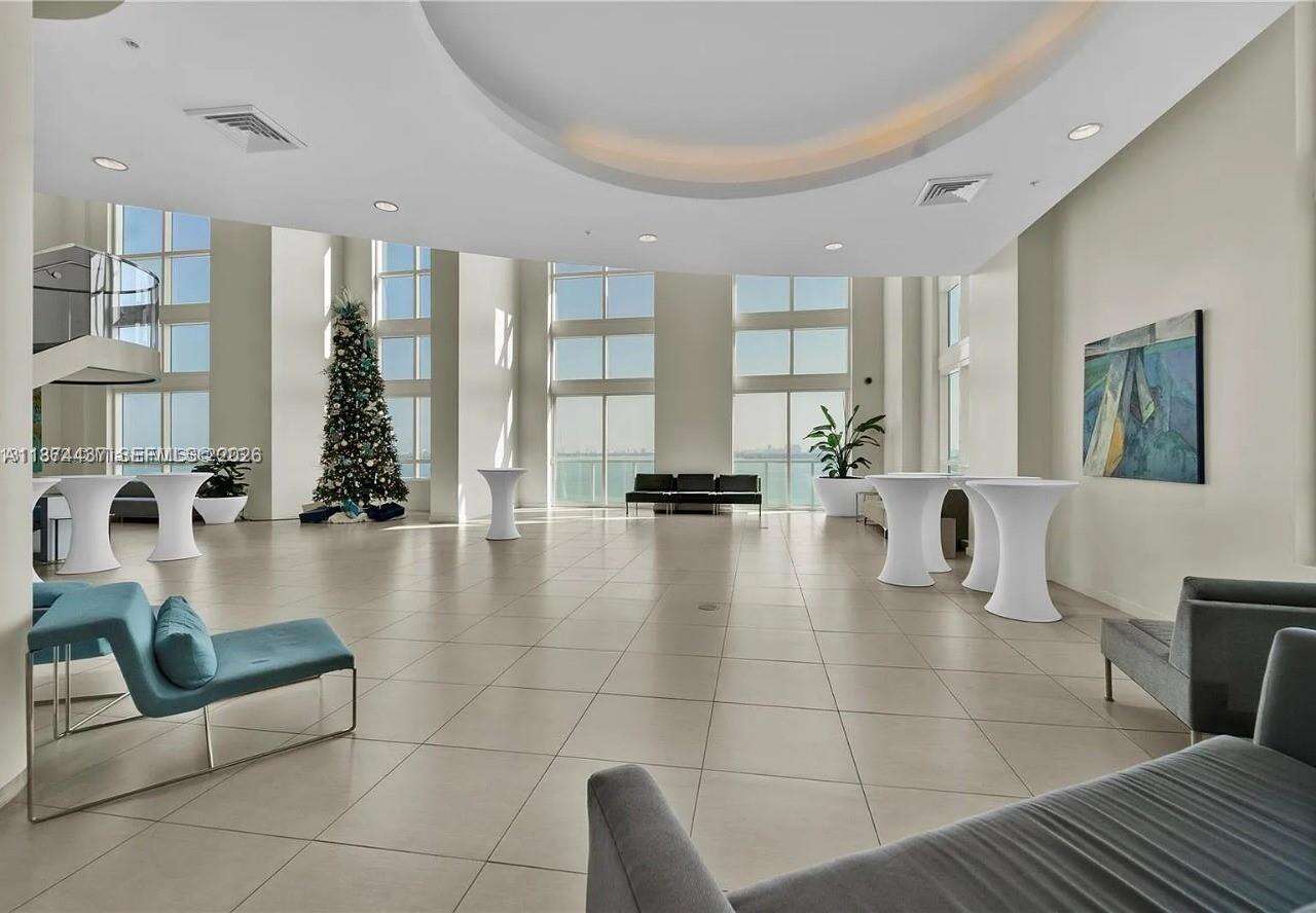 Quantum on the bay Unit #3507 | Picture 35