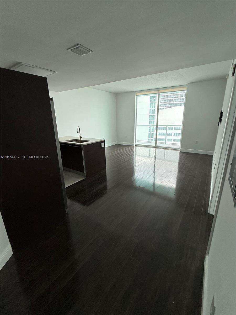 Quantum on the bay Unit #3507 | Picture 6