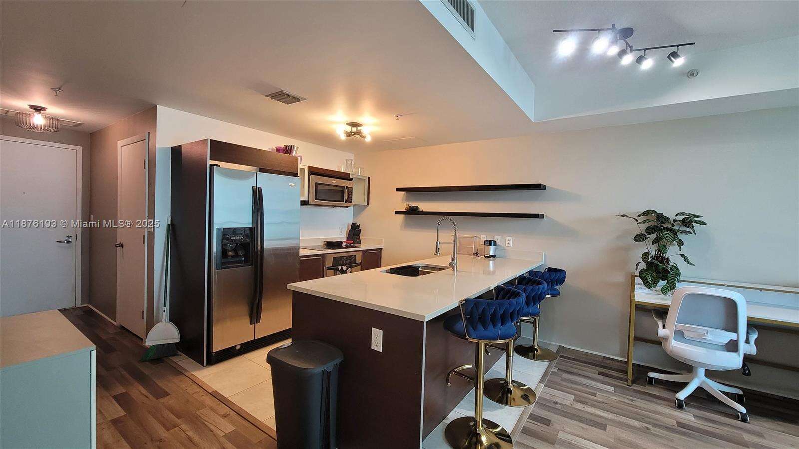 Quantum on the bay For Rent | Unit #2009