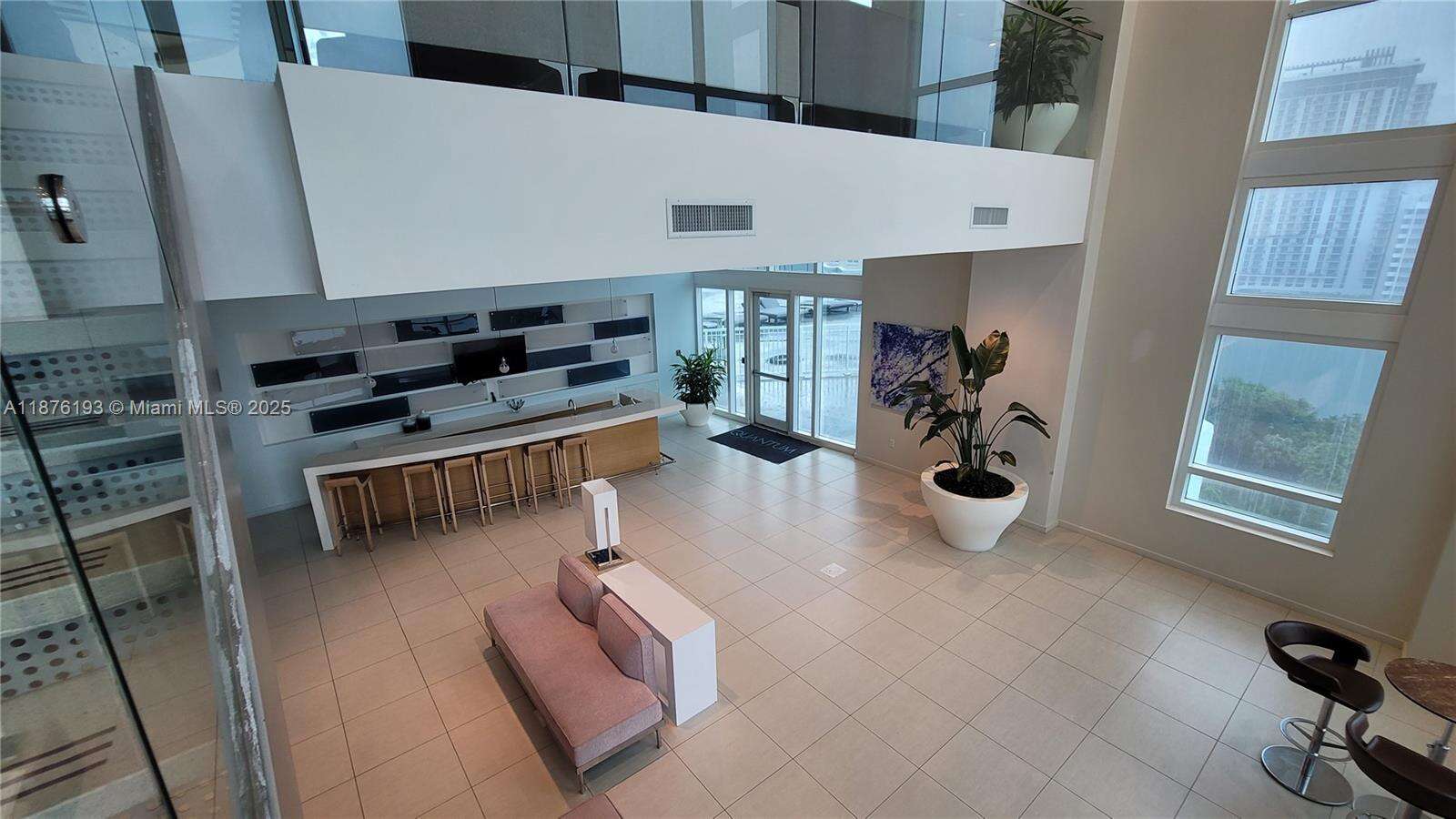 Quantum on the bay Unit #2009 | Picture 21