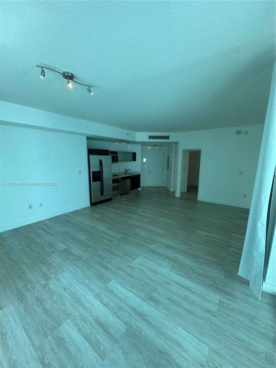 Quantum on the bay Unit #2305 | Picture 2