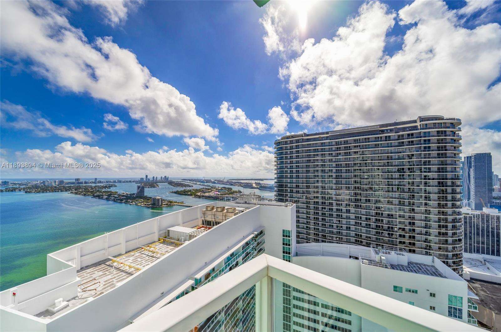 Quantum on the bay Unit #4509 | Picture 16