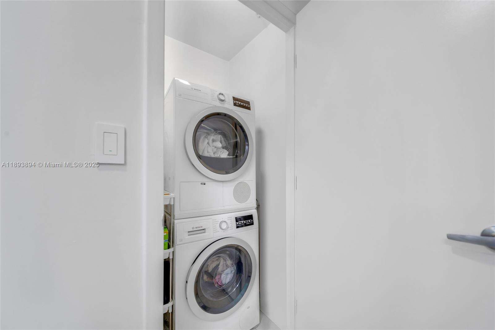 Quantum on the bay Unit #4509 | Picture 4