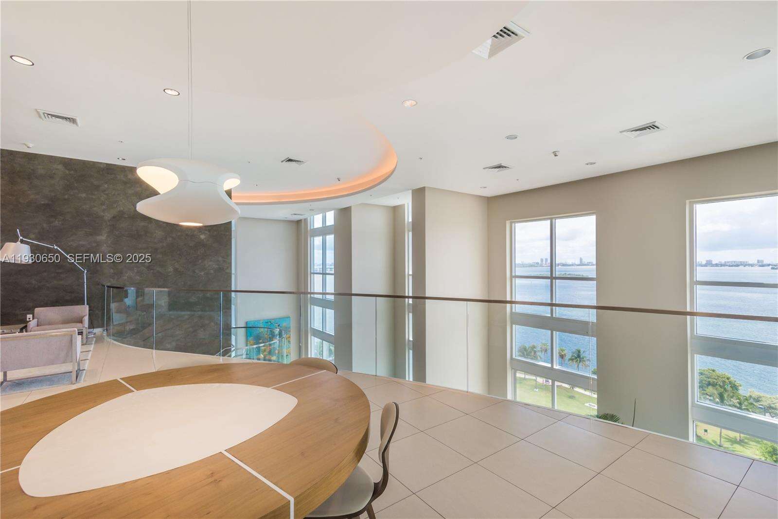 Quantum on the bay Unit #3103 | Picture 33