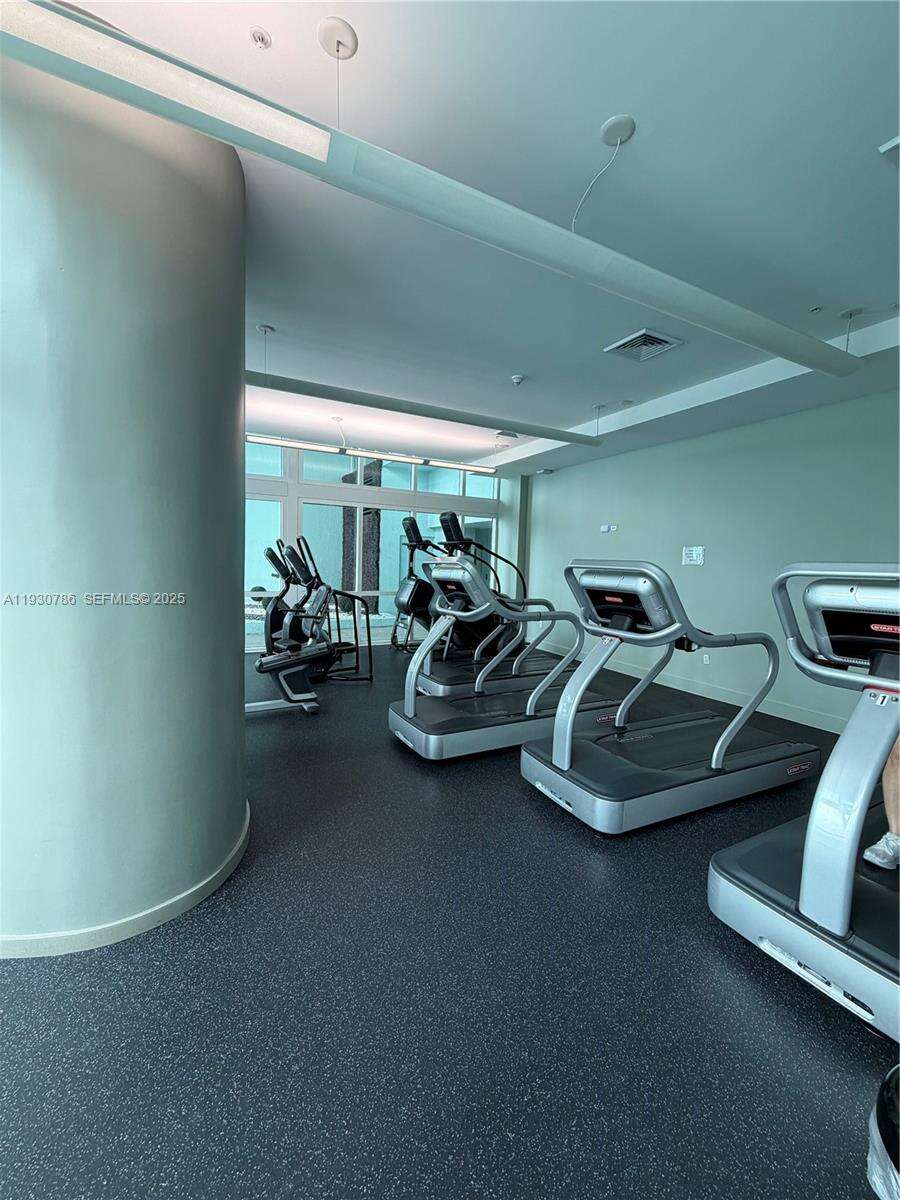 Quantum on the bay Unit #3005 | Picture 19