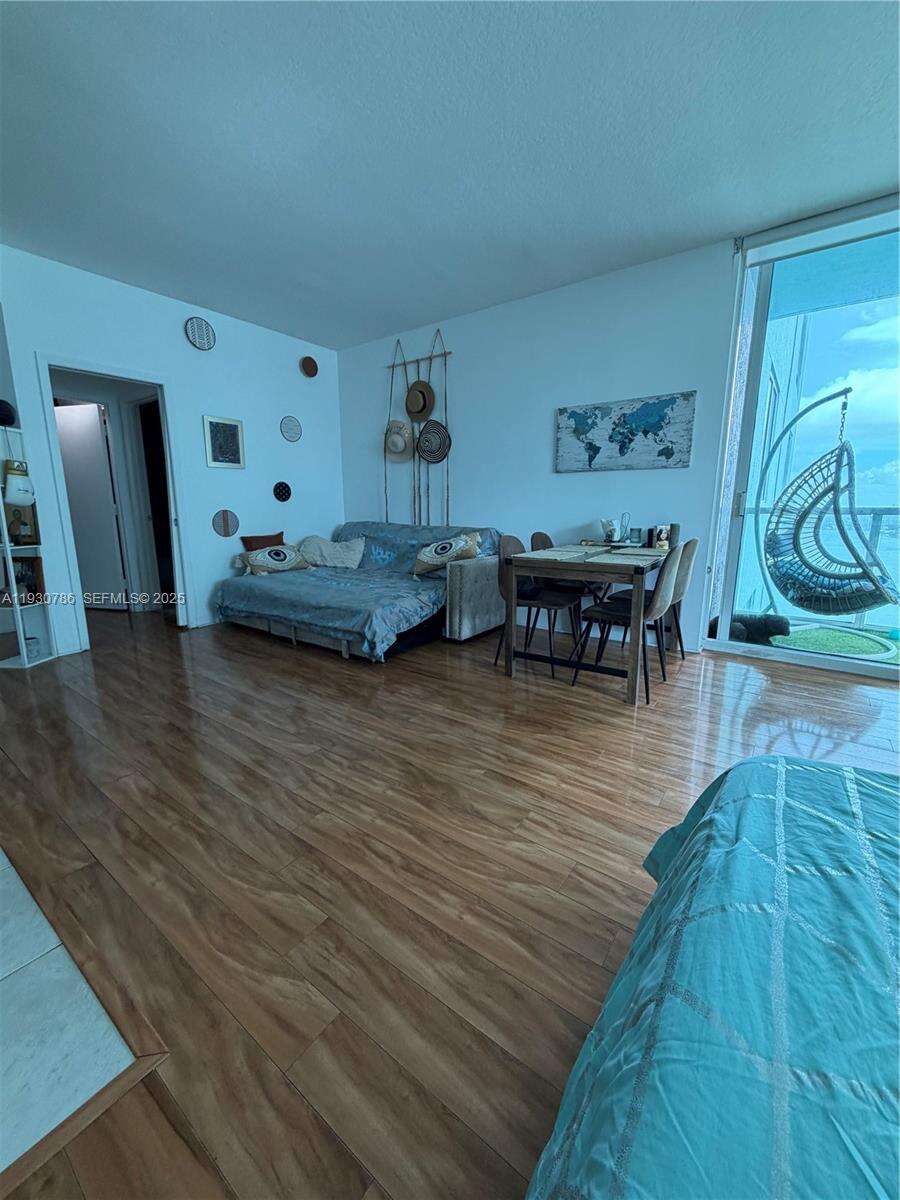 Quantum on the bay Unit #3005 | Picture 5