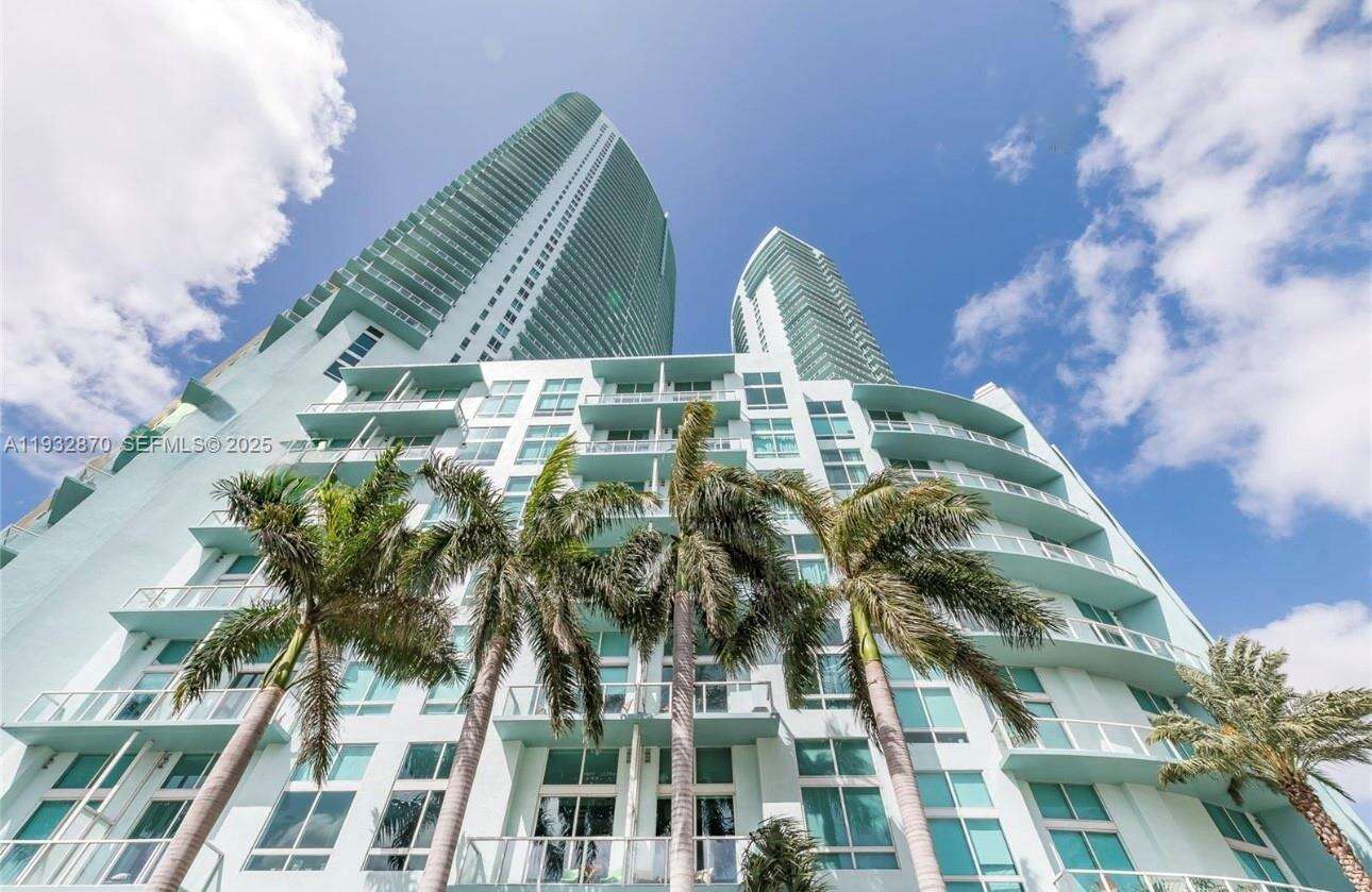 Quantum on the bay For Rent | Unit #710