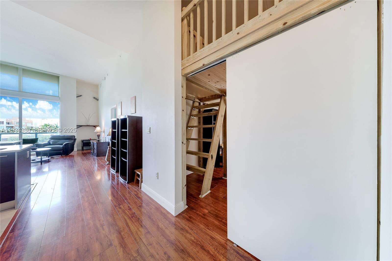 Quantum on the bay Unit #711 | Picture 4