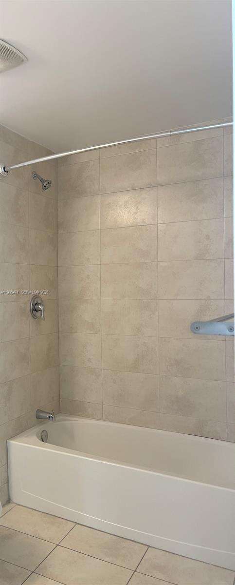 Quantum on the bay Unit #2117 | Picture 22