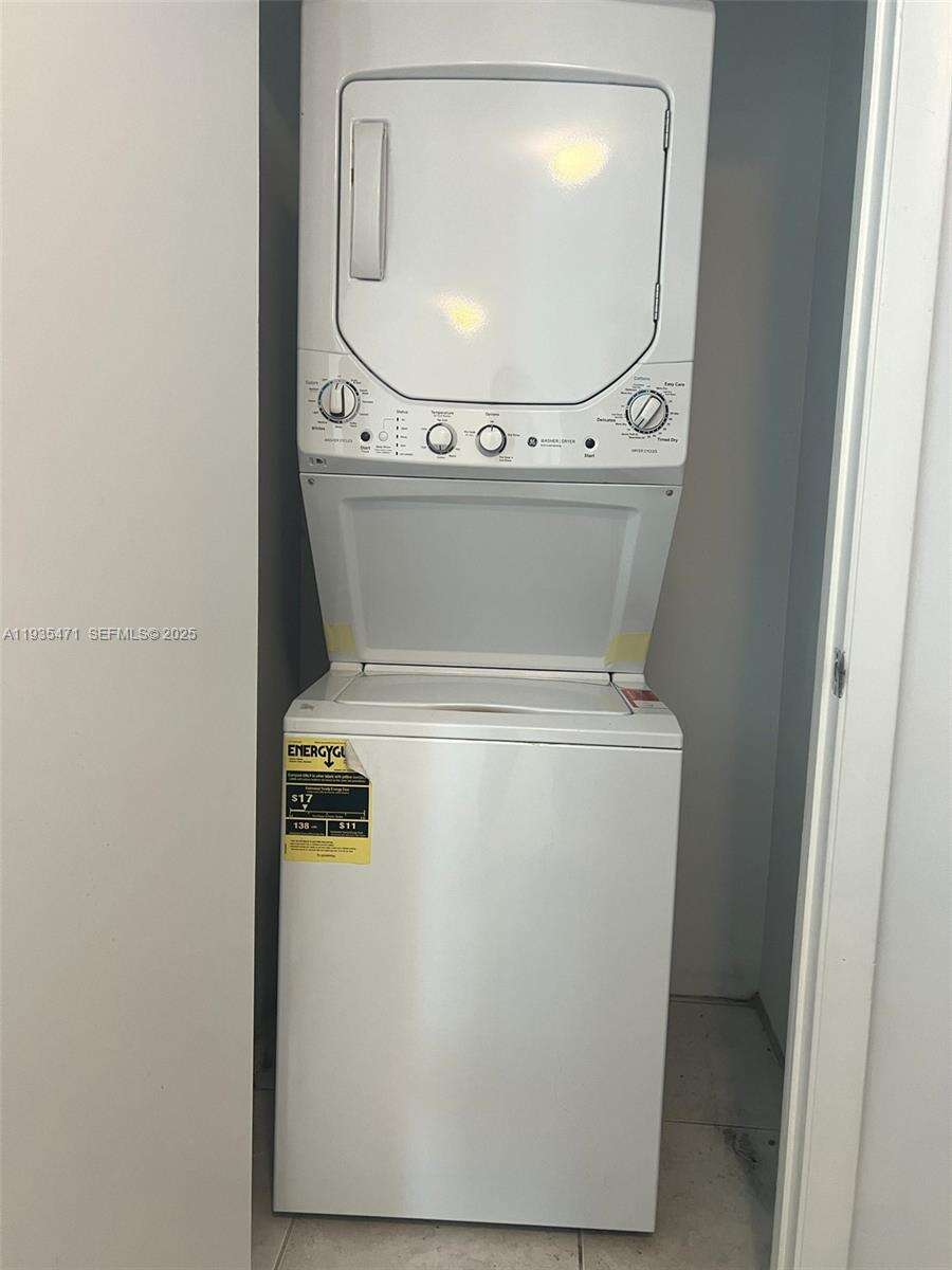 Quantum on the bay Unit #2117 | Picture 23