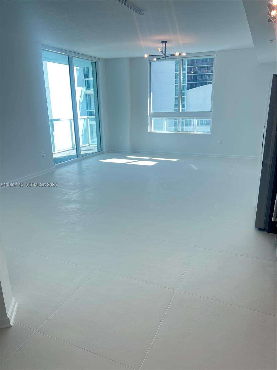 Quantum on the bay Unit #3505 | Picture 11