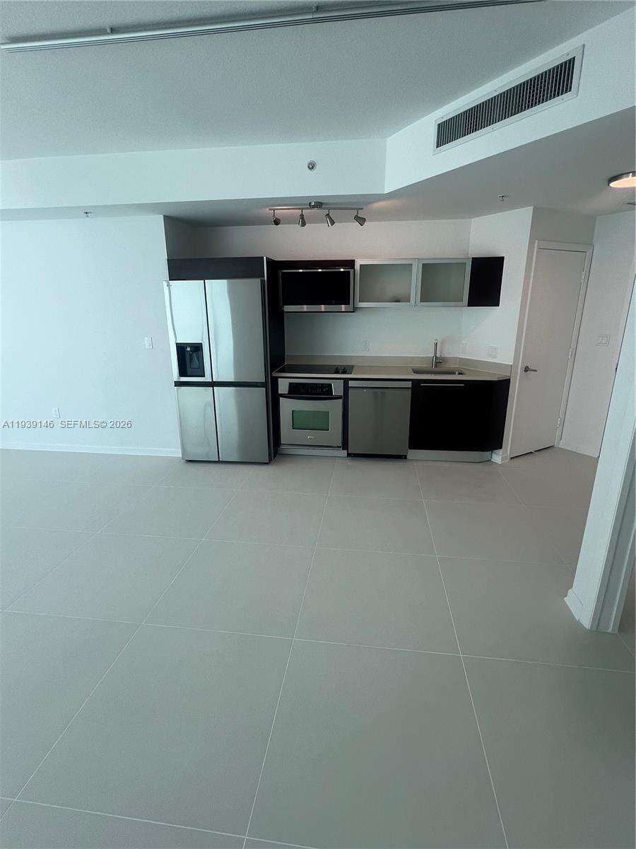 Quantum on the bay Unit #3505 | Picture 12