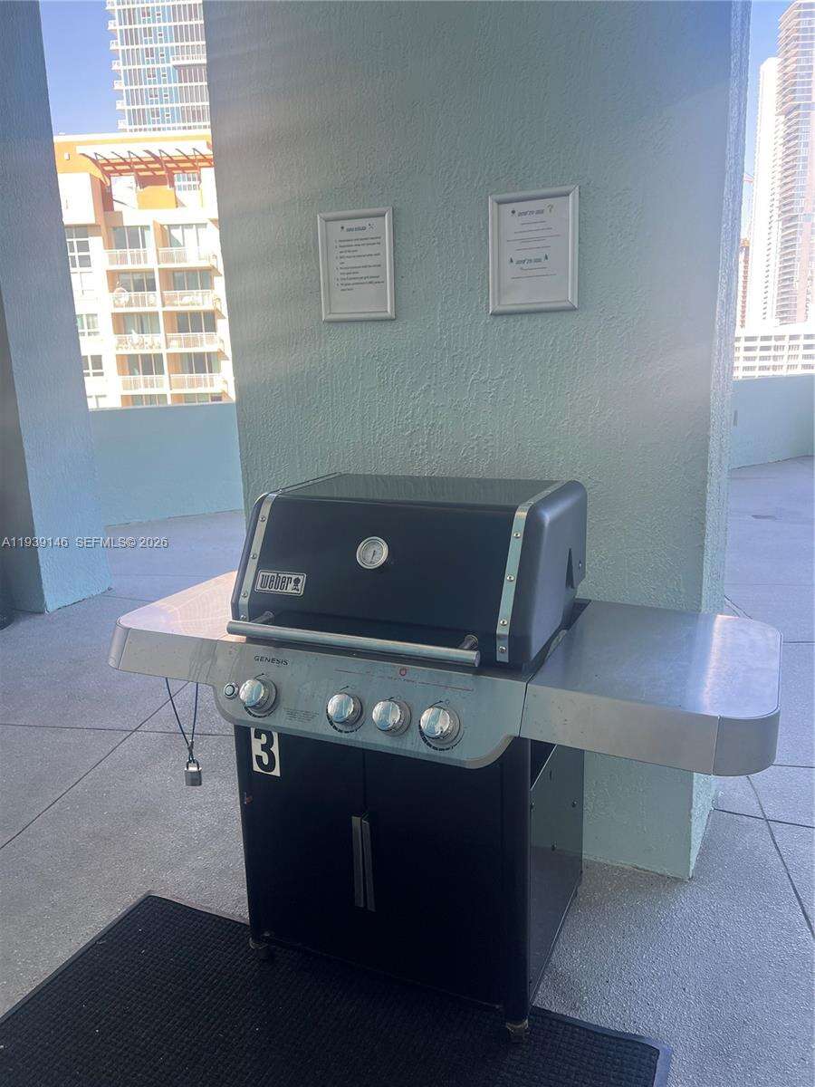 Quantum on the bay Unit #3505 | Picture 31