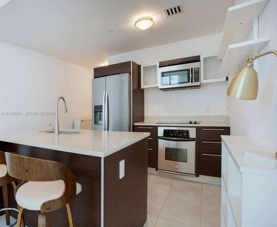 Quantum on the bay Unit #2403 | Picture 13