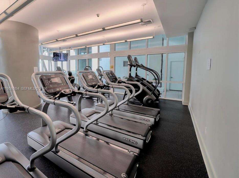 Quantum on the bay Unit #2403 | Picture 15