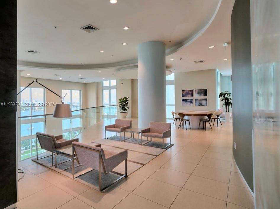 Quantum on the bay Unit #2403 | Picture 23