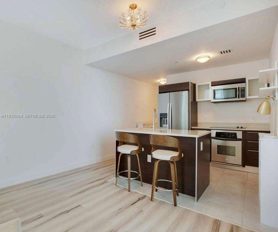 Quantum on the bay Unit #2403 | Picture 5