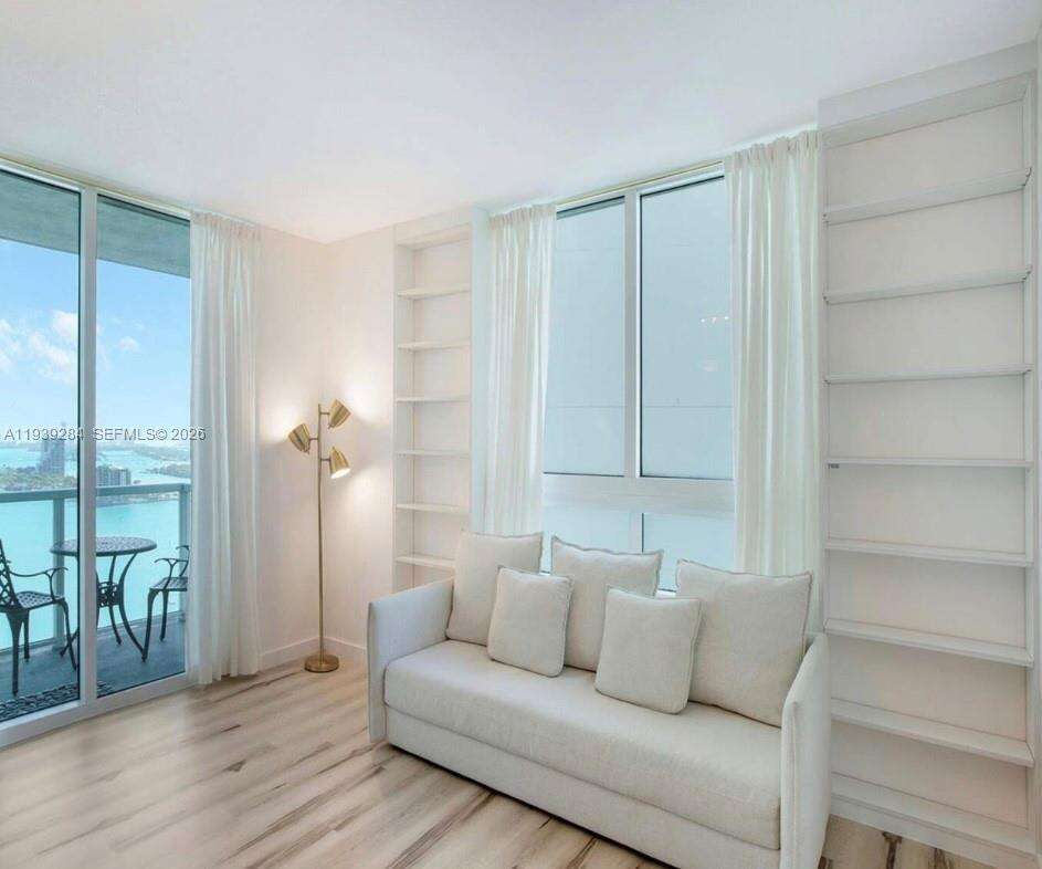 Quantum on the bay Unit #2403 | Picture 6