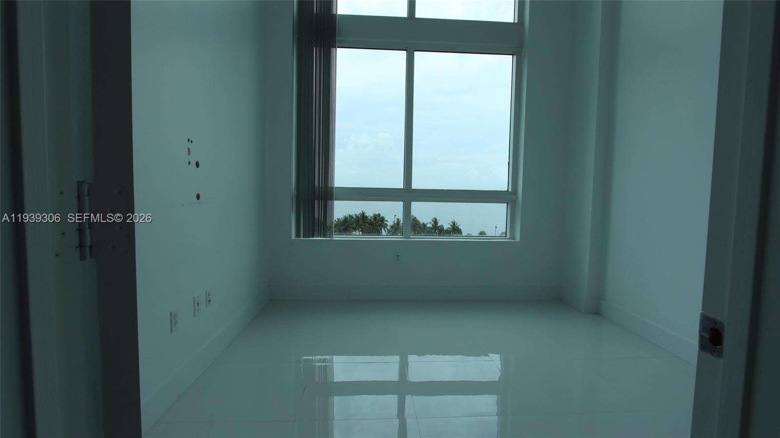 Quantum on the bay Unit #804 | Picture 4