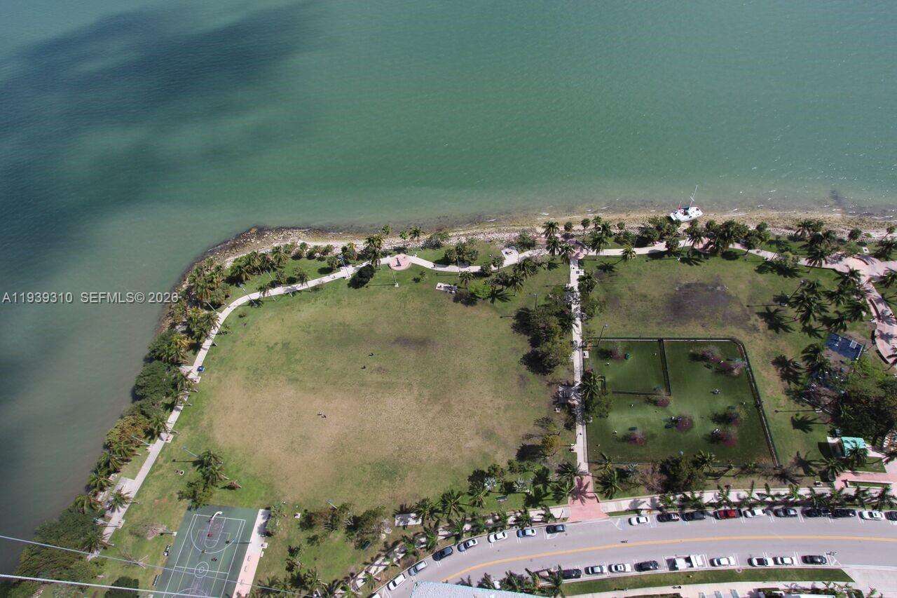 Quantum on the bay Unit #4601 | Picture 14