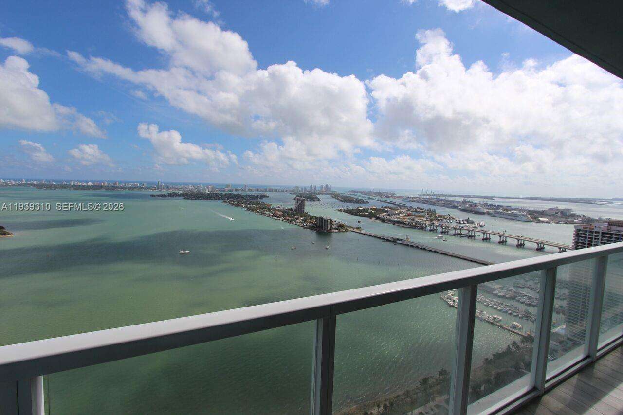 Quantum on the bay Unit #4601 | Picture 16