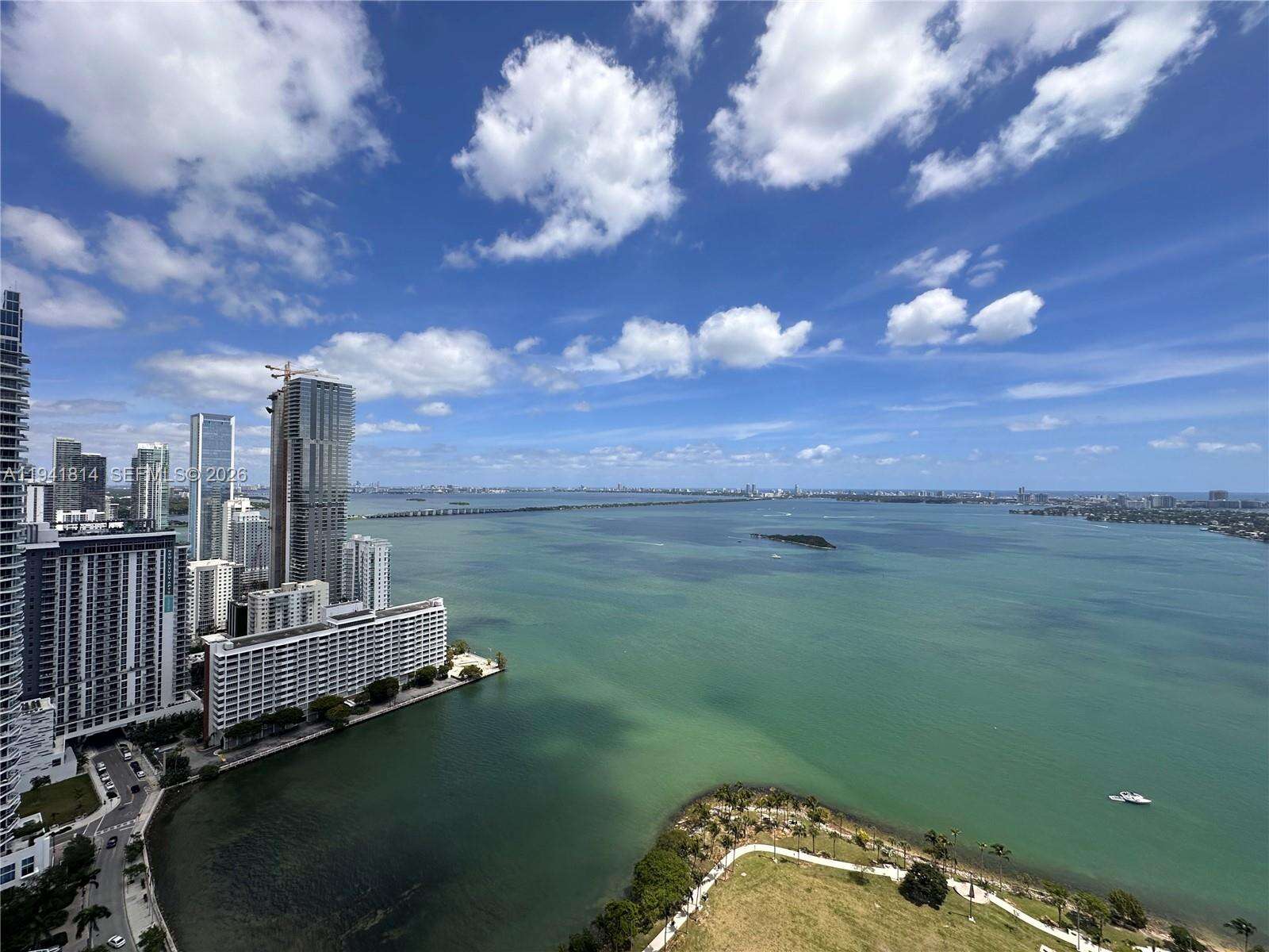 Quantum on the bay Unit #3812 | Picture 3