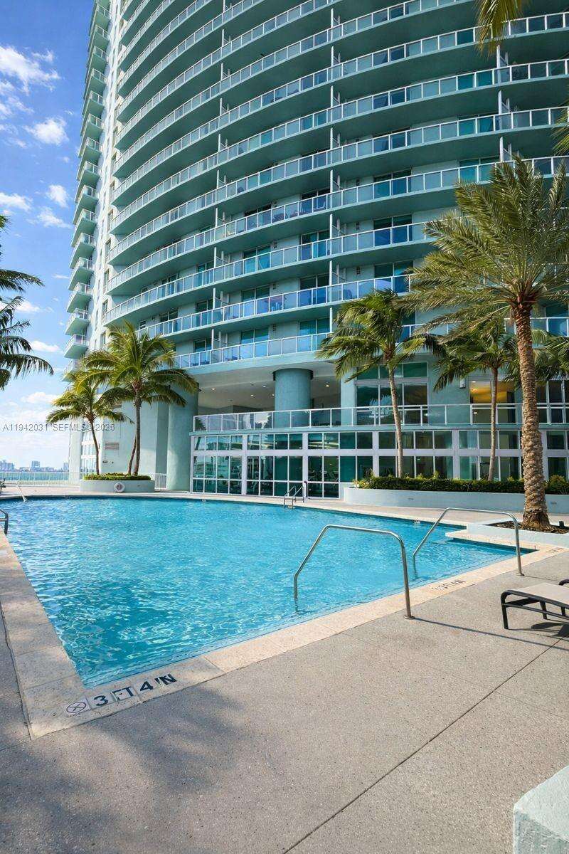 Quantum on the bay Unit #1714 | Picture 23