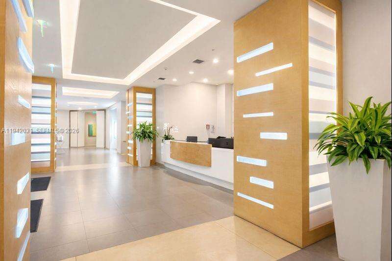 Quantum on the bay Unit #1714 | Picture 29