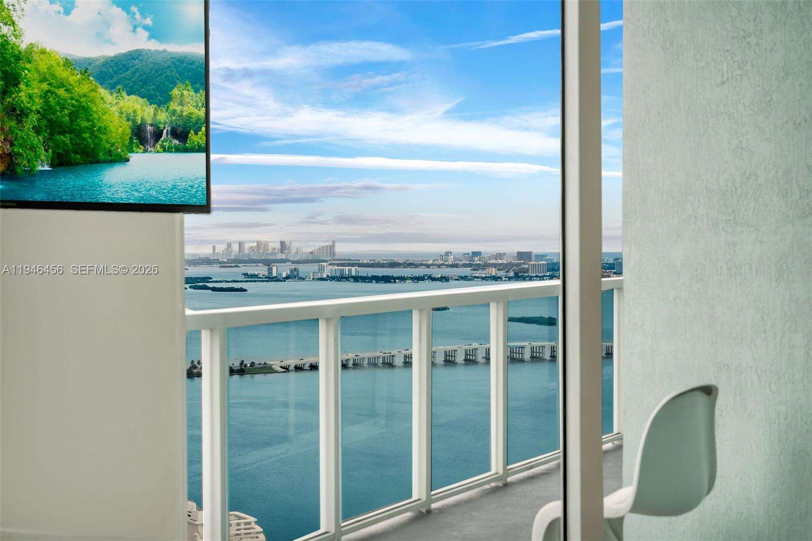 Quantum on the bay Unit #PH-5006 | Picture 23