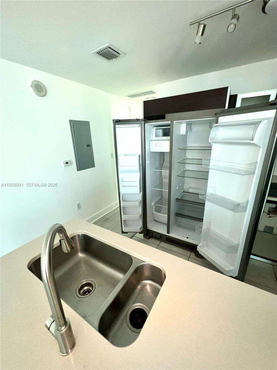 Quantum on the bay Unit #3510 | Picture 20