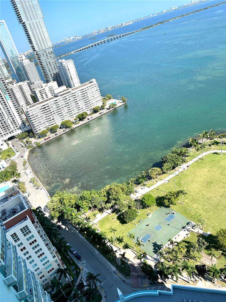 Quantum on the bay Unit #3510 | Picture 3